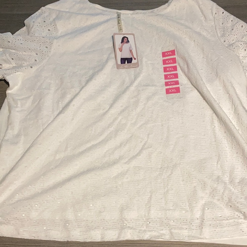 XXL Textured Leo & Nicole shirt